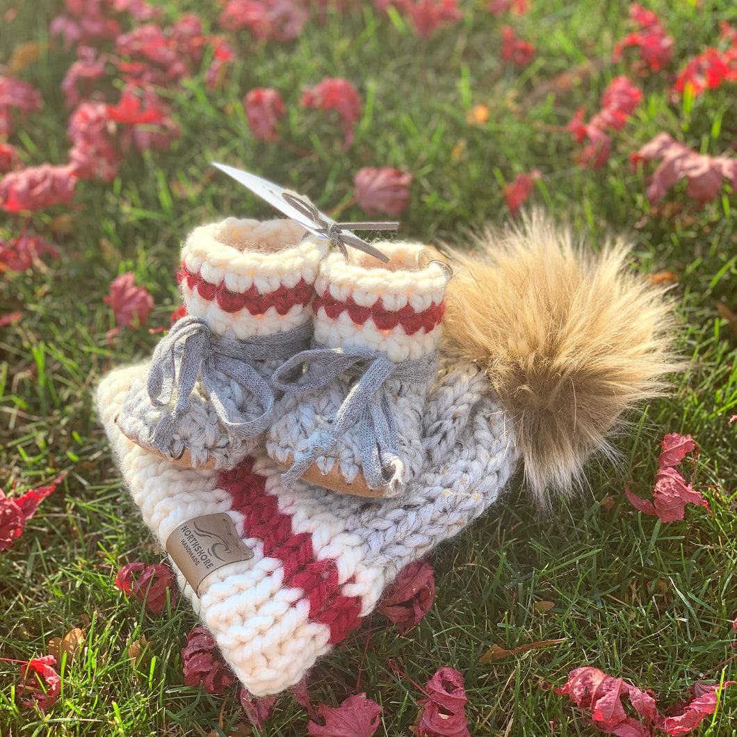 Baby gift set: Hiker Hat and booties